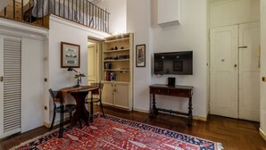 Unclassified image, 3 of 28, button - MM Ottaviano - Duplex Risorgimento Apartment (Roma)