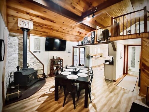 Your Northwoods home away from home!