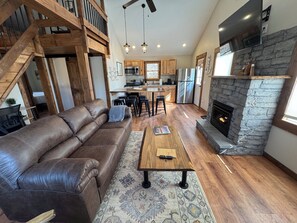 Smart TV, chimenea