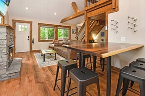 Interior - Modern and Spacious Cabin w/ Firepit - Walkable to Beach & Close to Town! (Lake George)
