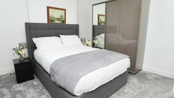 House | 3 bedrooms, free WiFi, bed sheets