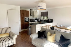 Apartment | Private kitchen | Fridge, microwave, oven, stovetop