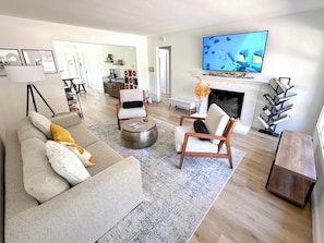Smart TV, books
