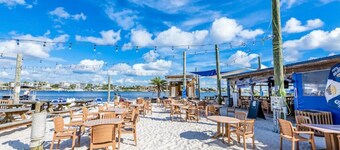 The Blue Heron | Dog-Friendly Cottage | Shuffleboard | My Beach Getaways