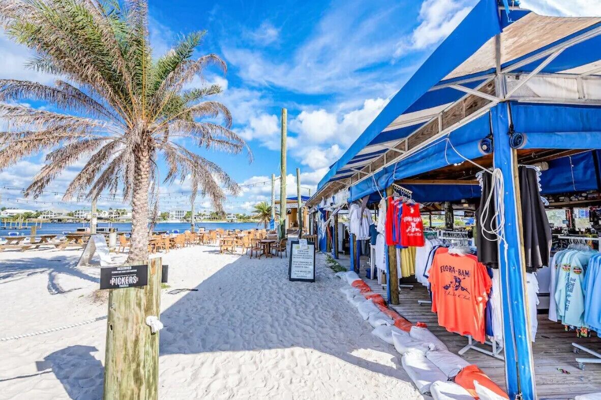 Vlak bij het strand