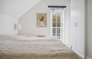 4 bedrooms, free WiFi