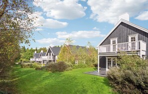 Exterior - Nice home in Gjern with WiFi (Gjern)