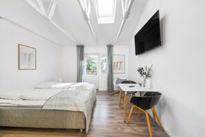 1 bedroom, free WiFi - Holiday apartment 5 at beautiful Solgaarden (Svaneke)