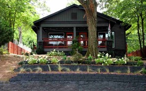 Rumah, 1 kamar tidur, balkon, pemandangan kota | Eksterior