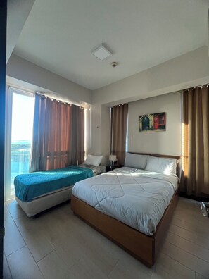1 bedroom, desk, soundproofing, free WiFi - One bedroom Unit at mactan newtown (Lapu-Lapu)