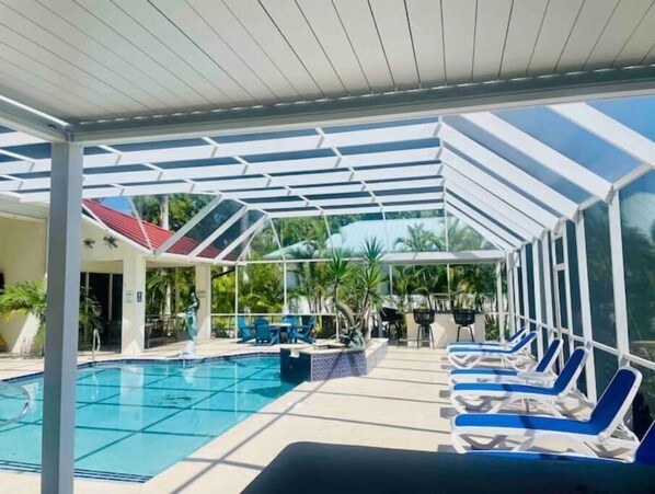 Piscine extérieure, piscine chauffée