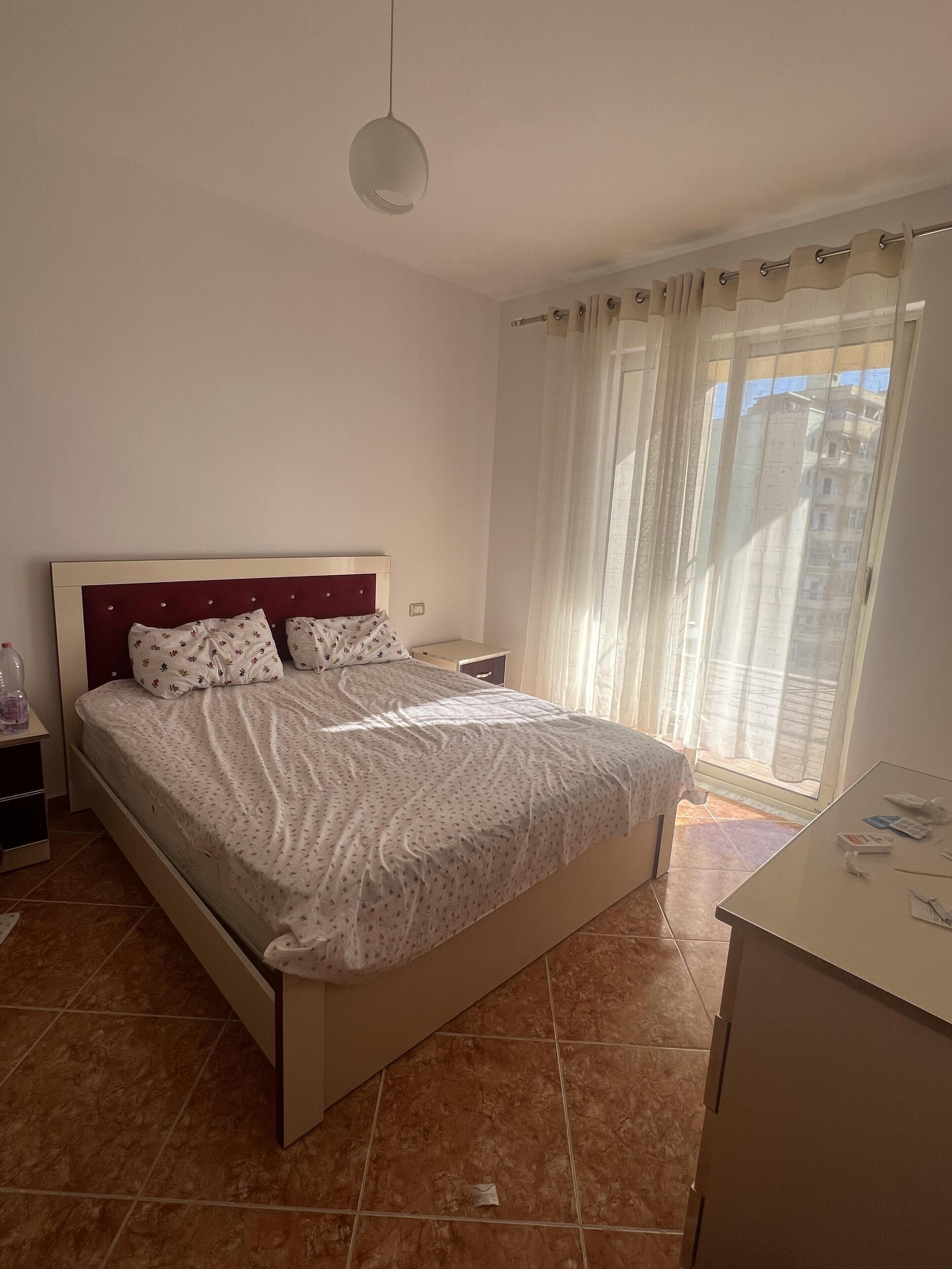 2 dormitorios y ropa de cama