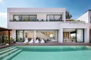 Front of property - Tías Villas (Kuta)