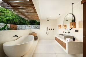 Villa, 1 King Bed, Private Pool | Bathroom | Separate bathtub and shower, rainfall showerhead, towels - Tías Villas (Kuta)