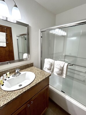 Hair dryer, towels, soap, shampoo - 2BR Pine Ridge Condo; Ski-In, Walk to Downtown (Breckenridge)