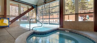 2BR Pine Ridge Condo; Ski-In, Walk to Downtown