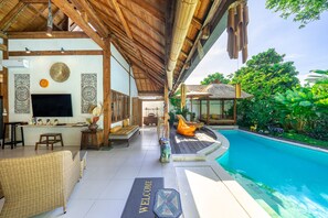 Standard Villa | Terrace/patio - Villa Kainara Seminyak (Seminyak)