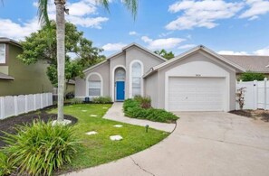 Exterior - Entire House with Private Pool in Four Corners
(Kissimmee)