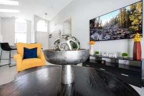 Interior - Entire House with Private Pool in Four Corners
(Kissimmee)