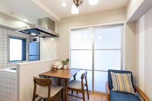 Classic Apartment | In-room dining - H2H Tsutenkaku (Osaka)