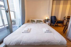 Classic Apartment - H2H Tsutenkaku (Osaka)