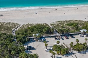 Plage à proximité, serviettes de plage, kayak