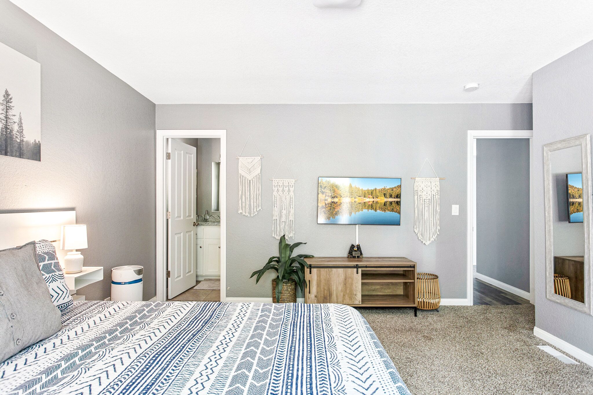 3 chambres, fer et planche à repasser, Wi-Fi gratuit, draps fournis