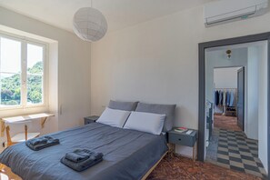 Perhepientalo, 3 makuuhuonetta, 2 kylpyhuonetta, vuorten lähellä (Casa di Pietra Menaggio) | 3 makuuhuonetta, kannettavalle tietokoneelle sopiva työtila