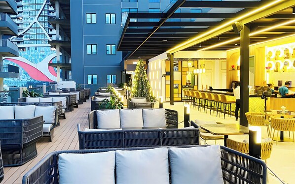 Terrace/patio - SIHA Hotel & Casino (Sihanoukville)