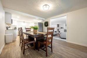 Interior - Northside Charm - Families - Backyard (Noblesville)