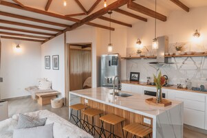 Luxury Suite | Living area