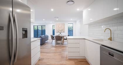Luxury CBD Townhouse