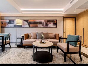 Habitación Premier, 1 habitación, en esquina | Servicio a la habitación