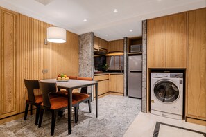 Family Suite Two Bedroom with Kitchenette | Private kitchenette | Fridge, microwave, electric kettle, dining tables - Samala Suites Bangkok Sukhumvit 19 by Kingston Hotels (Bangkok)