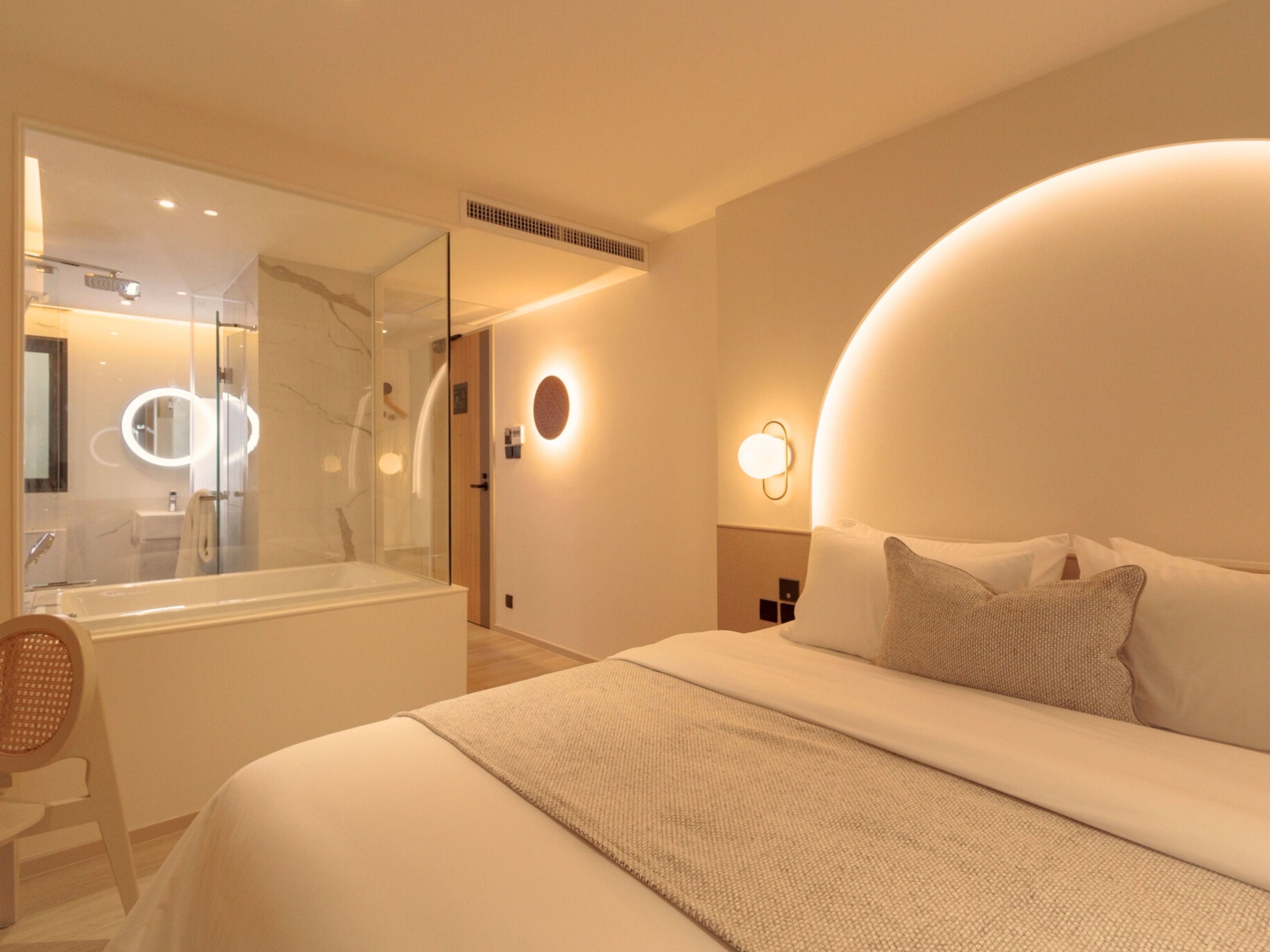 Premium Room with Bath or Soaking Tub
