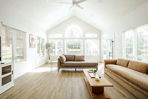 Private Pool 4B House w/Fenced Backyard