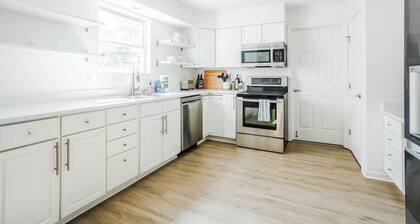 Private Pool 4B House w/Fenced Backyard