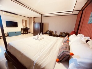 Deluxe Double or Twin Room - Na Thapae Chiangmai Hotel (Chiang Mai)