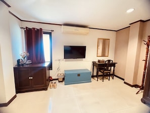 Chambre Deluxe Double ou avec lits jumeaux | 1 chambre, bureau, Wi-Fi gratuit, draps fournis