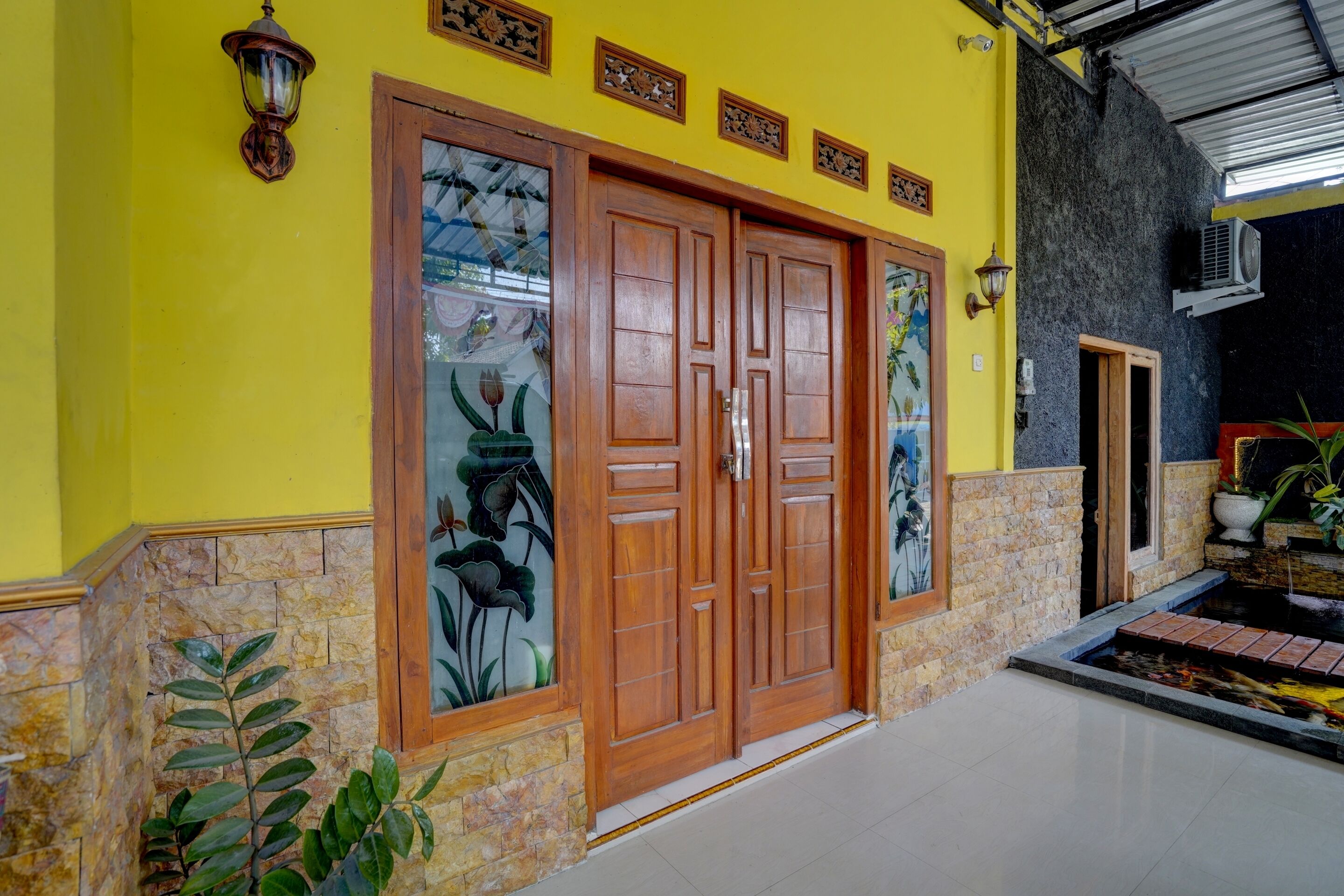 Fachada de la propiedad