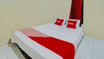 Habitación Deluxe doble | Escritorio, wifi gratis, ropa de cama