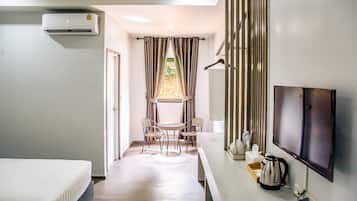Deluxe Twin Room | Free WiFi, bed sheets