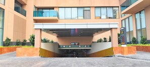 Exterior - Modern 2BR Apt in Dist.7 Ho Chi Minh  with full new furniture (Thành phố Hồ Chí Minh)