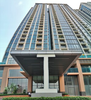 Exterior - Modern 2BR Apt in Dist.7 Ho Chi Minh  with full new furniture (Thành phố Hồ Chí Minh)