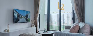Living area - Modern 2BR Apt in Dist.7 Ho Chi Minh  with full new furniture (Thành phố Hồ Chí Minh)