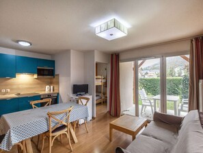 Interior - Charming Ground Floor Apartment with Garden, 2BR, Pool & Sauna Access, Luz-Saint-Sauveur (Luz-Saint-Sauveur)