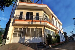 Overnatningsstedets facade