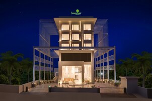 Front of property - evening/night