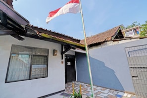 Fachada da propriedade