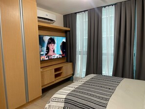 1 bedroom, WiFi, bed sheets - Simple but Modern @ J&D's One Uptown Residence in BGC Taguig Manila  (Taguig)